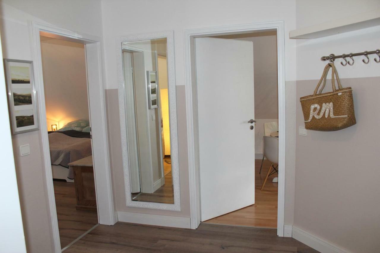 Oberfell Ferienwohnung Im Tuermchen מראה חיצוני תמונה