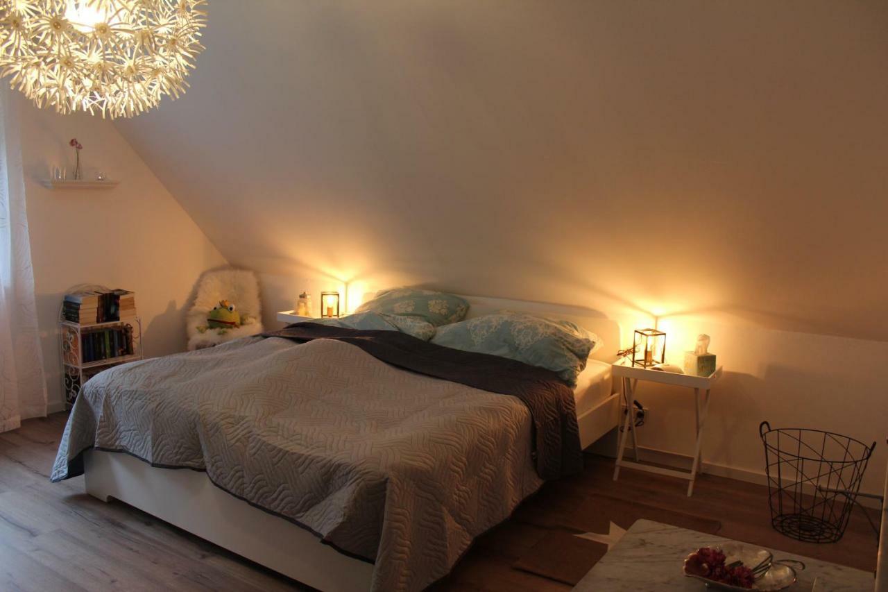 Oberfell Ferienwohnung Im Tuermchen מראה חיצוני תמונה