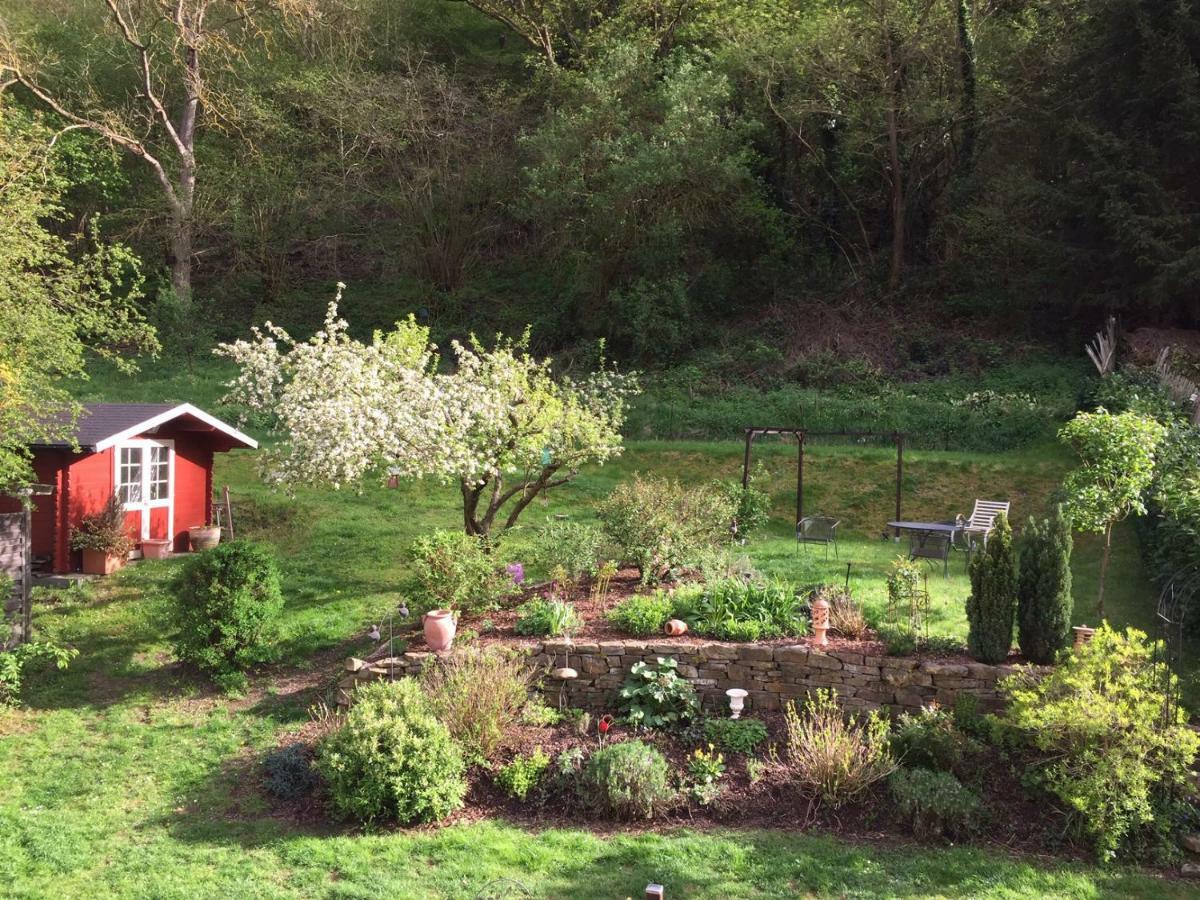 Oberfell Ferienwohnung Im Tuermchen מראה חיצוני תמונה